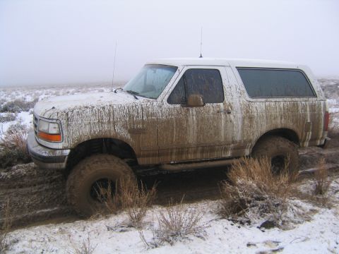 1993 Ford Bronco - Snow in Death Valley...Oh what fun it is to ride...