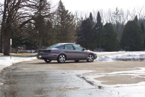 1996 Ford Taurus photo