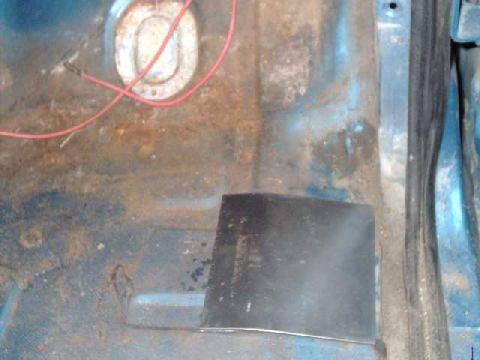 1984 Ford Bronco - location of front runner floor plate. This will be tied into the frame later with a plate and tubing underneath.