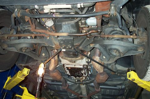 1998 Ford Crown Victoria - A pic of the undercarriage, taken from the front.
