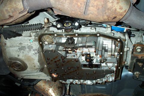 1998 Ford Crown Victoria - Note the addtional line for the the "lube mod".