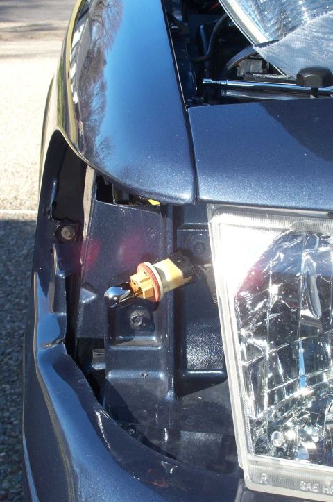 1998 Ford Crown Victoria - The silver lamp, installed.