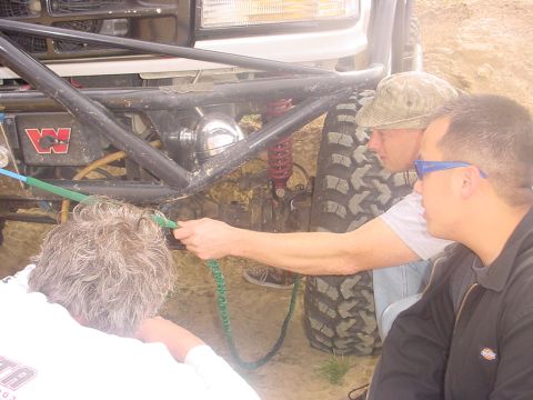 1988 Ford Bronco - We held the axle in place with wire, tow straps, and a winch.