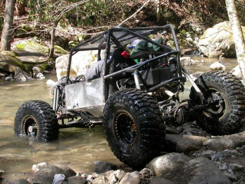 1990 Ford Bronco - Another buggy shot. Notice that he is running 5 bolt axles, I thought that was a little odd.