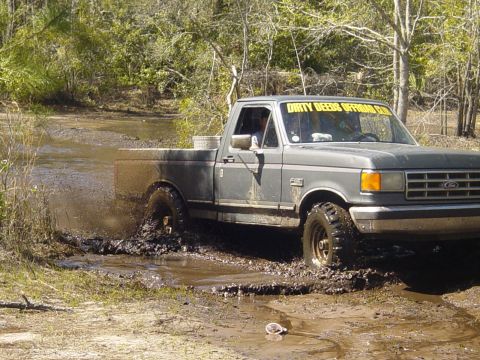 1989 Ford Bronco - Hoss testing out the new 9 inch swap.
