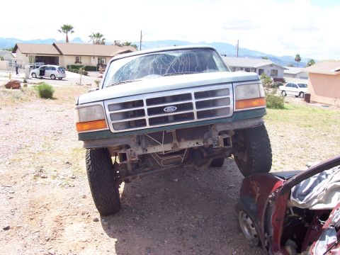 1996 Ford Bronco - Heres my fake Oscar Pose