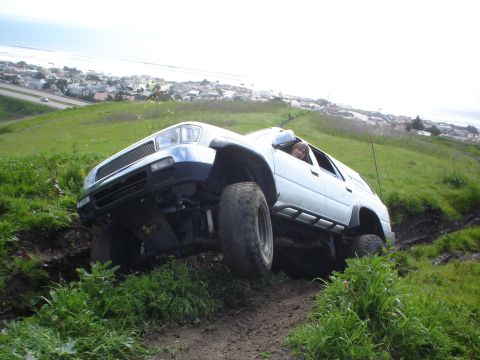 1993 Toyota 4Runner - a little tire lifting...