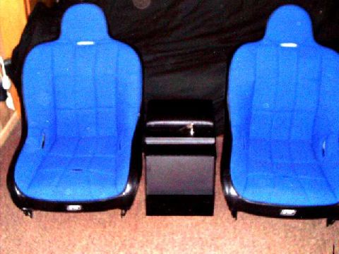 1984 Ford Bronco - Premier Racing Products (PRP) suspension seats