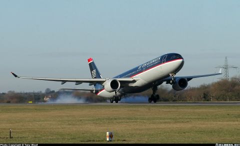 1989 Ford Bronco - Steve Garin's Dad landing a UsAir Airbus A330 somewhere overseas without flaps, only leading edge slats were working.