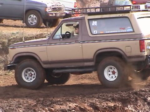 1994 Ford Explorer - Ken playing in some mud