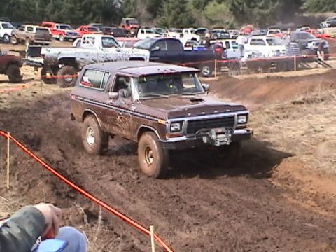 1994 Ford Explorer - Jon Bellamy on the obstacle course