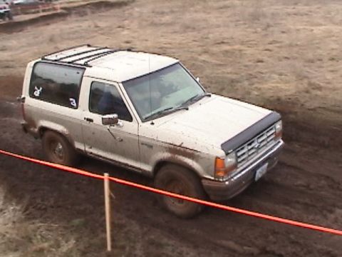 1994 Ford Explorer - Another stock B2 that we saw