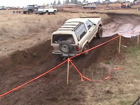1994 Ford Explorer - The B2 makes it with no problem