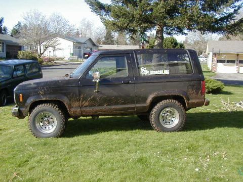 1994 Ford Explorer - Another side view of the 87