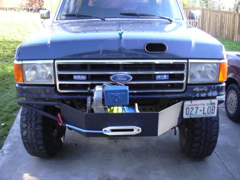 1991 Ford Bronco - Cleaned up and on the truck