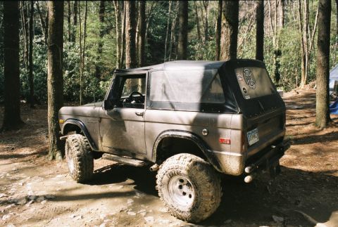 1990 Ford Bronco - The object of my Classic Bronco envy.