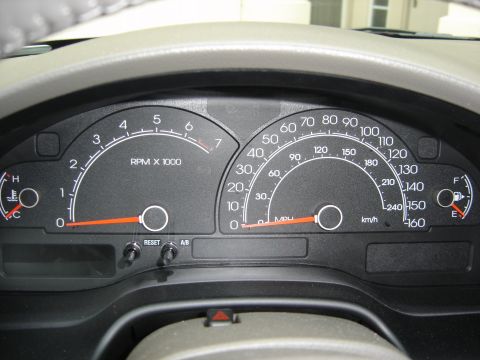 2002 Lincoln Town Car