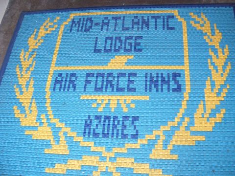 1988 Ford Bronco - A woven mat displays the text 'MID-ATLANTIC LODGE AIR FORCE INNS AZORES' within a laurel wreath design.