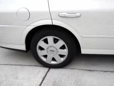 2002 Lincoln Town Car