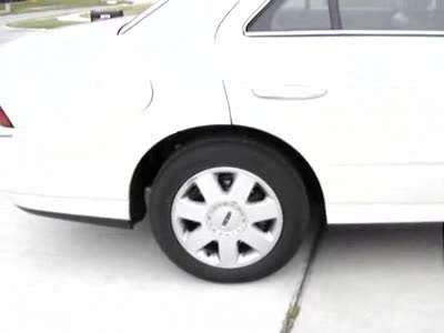 2002 Lincoln Town Car
