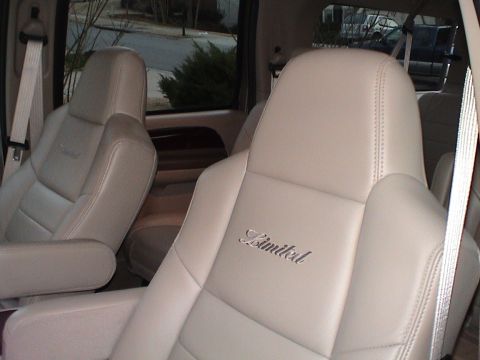 2004 Ford Excursion - Interior