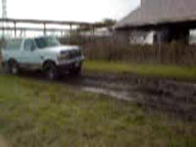 1996 Ford Bronco - Muddin' 1