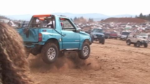 1996 Ford Bronco - Suzuki Landing Mountain Mud Fest (3/5/2005)