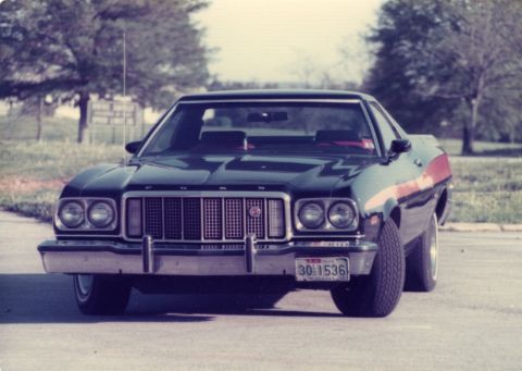 1975 Ford Ranchero - Front view