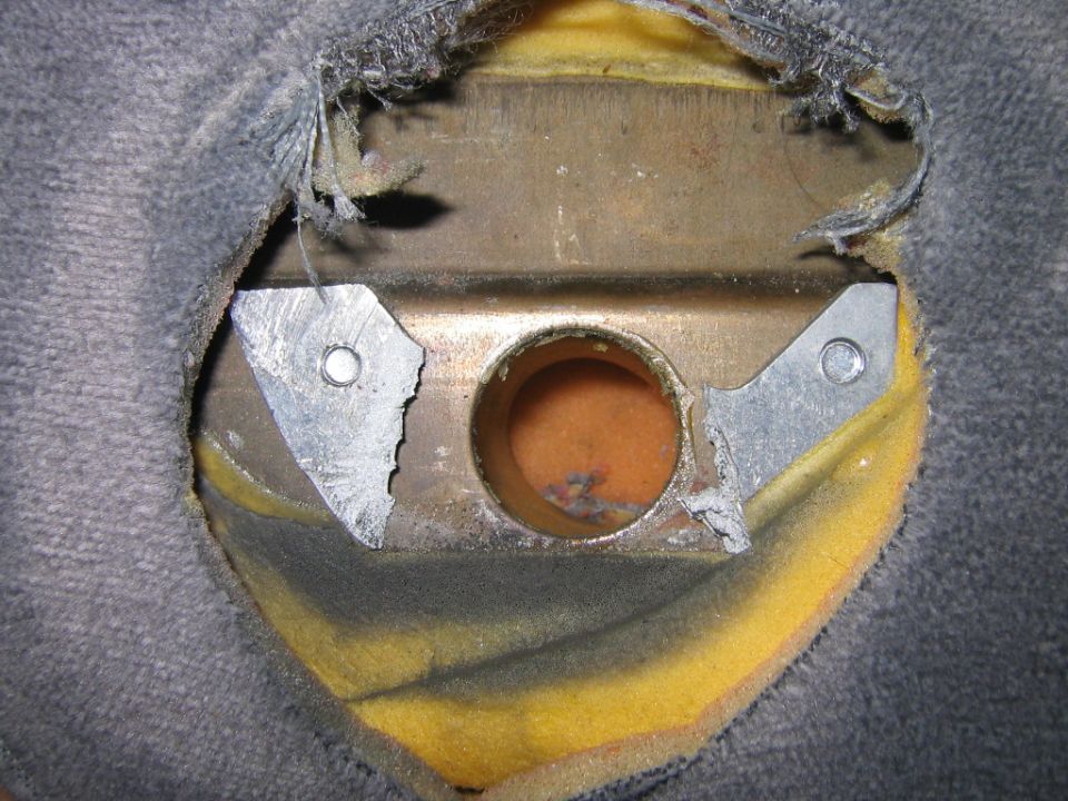 where the broken parts bolts up, the center is what broke out