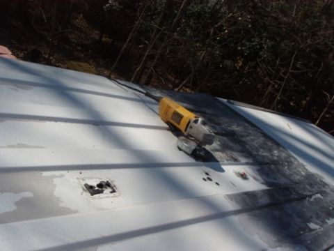 1995 Ford C-350 (Centurion Conversions) - All 3 sets of holes. Front to back, TV boomerang, Centruion's CB antenna, Random hole I found covered with bondo and used for scanner. The…