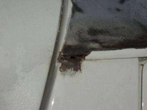 1995 Ford C-350 (Centurion Conversions) - Do ya think this might be a problem??