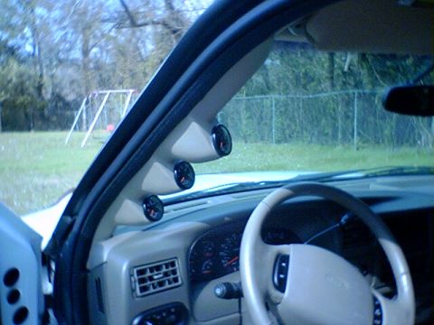 2001 Ford Excursion photo