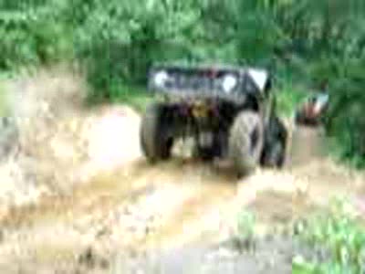 1968 Ford Bronco - Here's a little video coming up a small hill