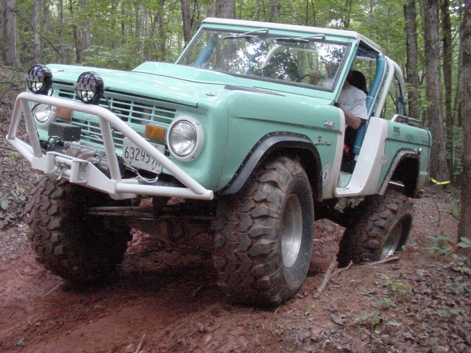 1969 Ford Bronco “Isabell”