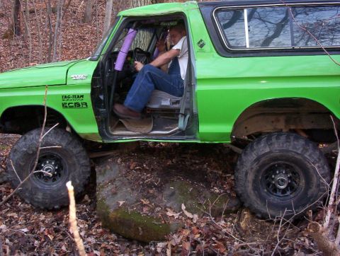 1978 Ford Bronco - scrapeing