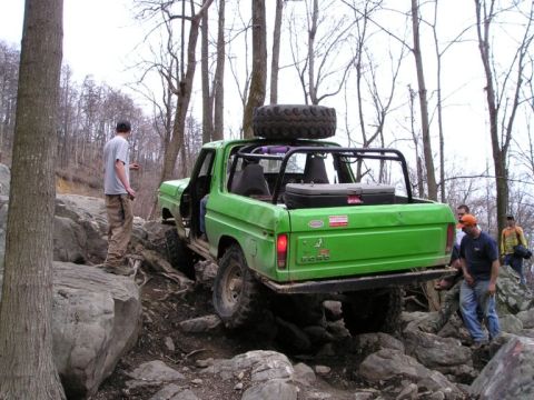 1978 Ford Bronco - twisted up