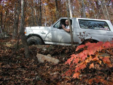 1990 Ford Bronco - Johnski just before he scrubbed against a tree