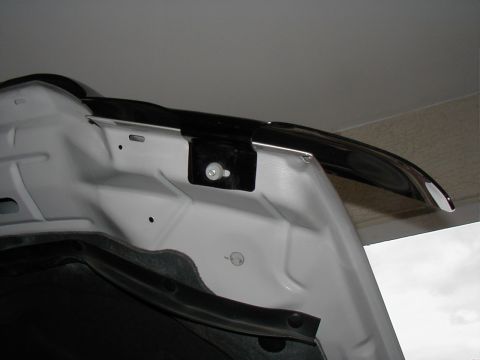 2002 Ford Excursion - Left mounting point