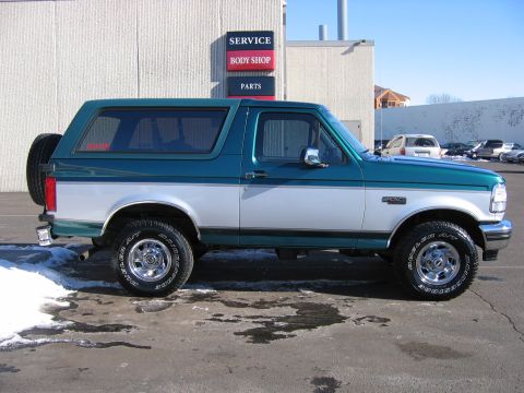 1996 Ford Bronco photo