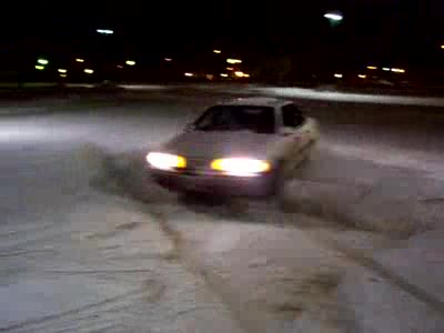 1990 Ford Taurus - ripping