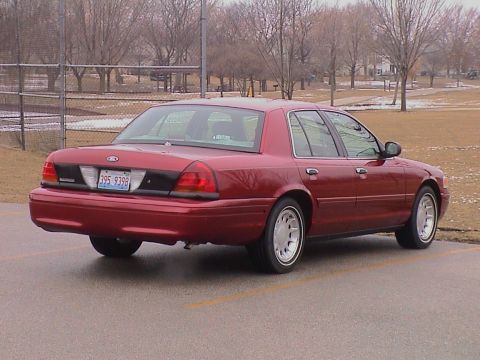 2000 Ford Crown Victoria - March 17, 2005 - 06