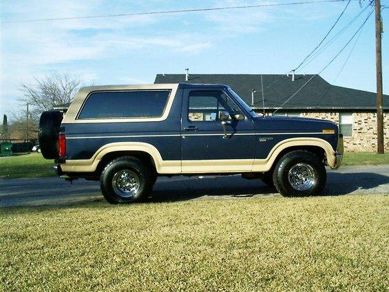 1986 Ford Bronco “Garage Bunny”