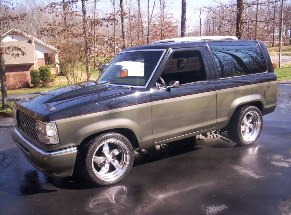 1989 Ford Bronco II “8secbrick”