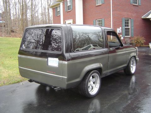 1989 Ford Bronco II - Rear Corner