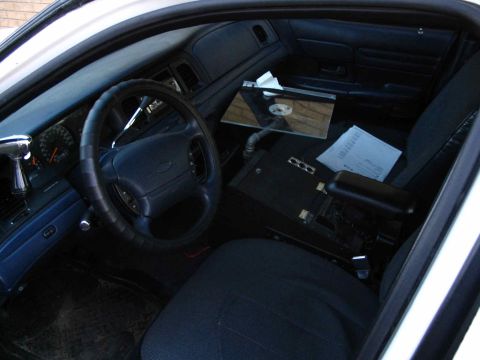 1996 Ford Crown Victoria photo