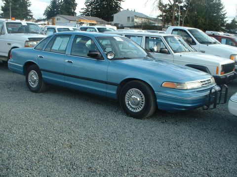 1999 Ford Crown Victoria - '96 PI from Seattle Police.