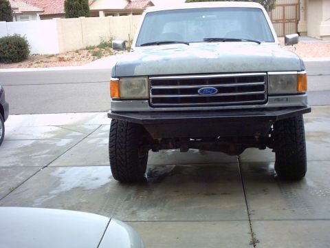 1990 Ford Bronco - This Ford Bronco has a custom front bumper and appears to be from the late 1980s.