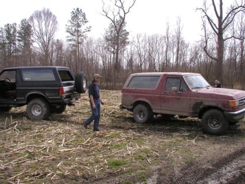 1988 Ford Bronco - Yep... We all get stuck. Bronco folks gotta stick together.