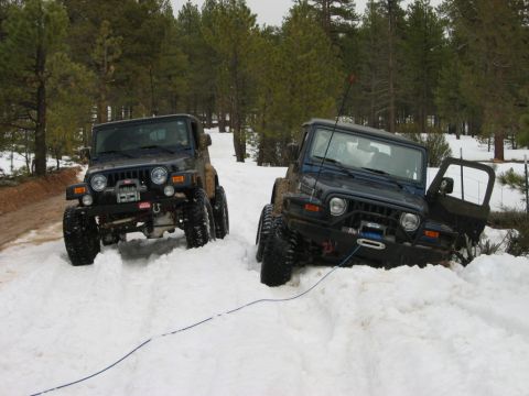 1985 Ford Bronco - couple of jeeps we ran into
