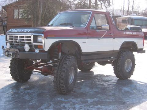 1985 Ford Bronco - Driver Side - Front View